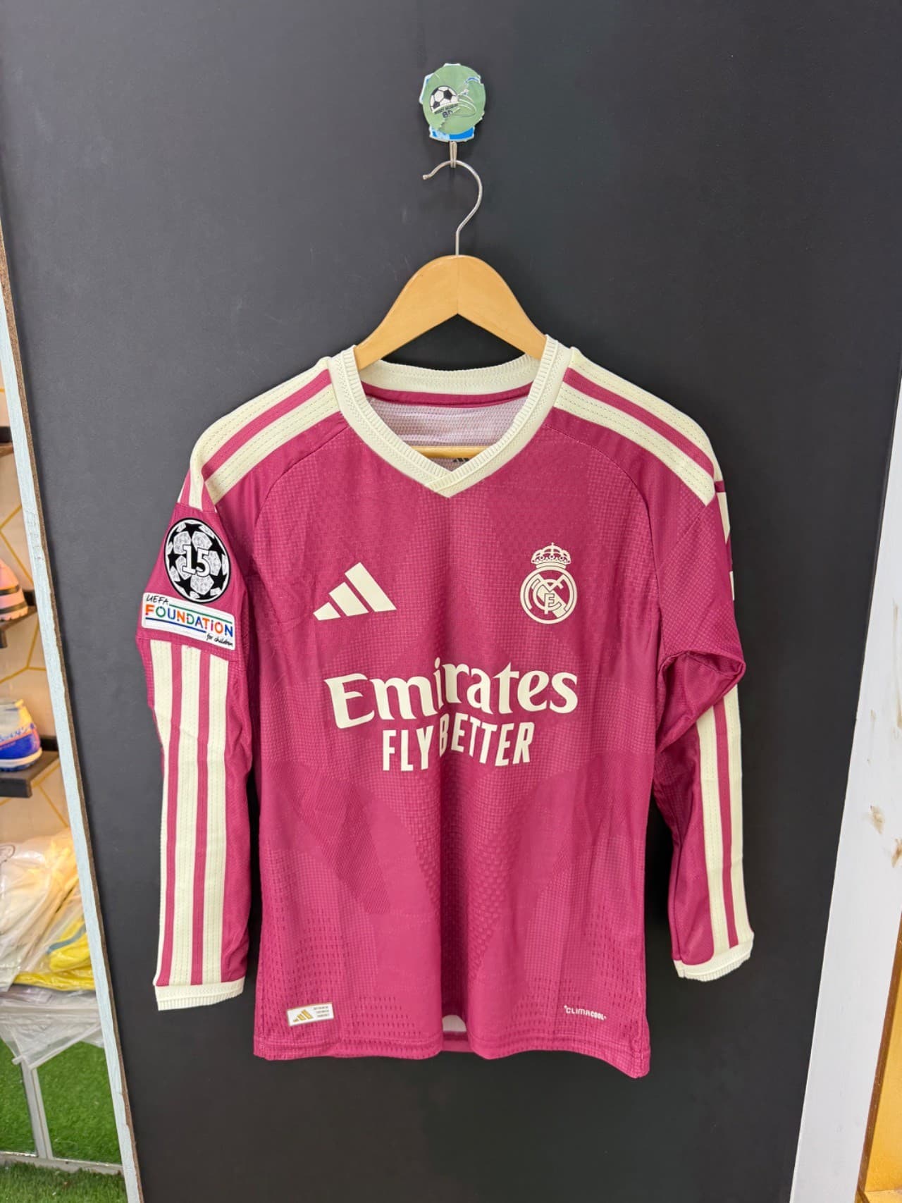 Real madrid 2026-27 third long sleeves